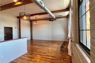 28 Bayley St, Pawtucket, RI 02860 - Photo 13