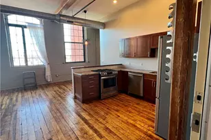 28 Bayley St, Pawtucket, RI 02860 - Photo 5