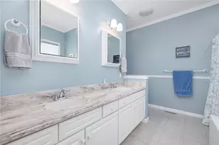 217 Rolling Hill Rd, Portsmouth, RI 02871 - Photo 19