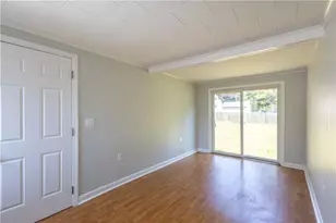 40 Greenfield Rd, Cumberland, RI 02846 - Photo 15
