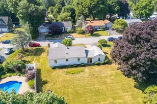 40 Greenfield Rd, Cumberland, RI 02846 - Photo 3
