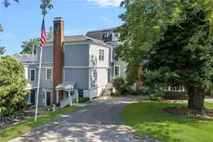 44 Bliss Mine Rd, Middletown, RI 02842 - Photo 3