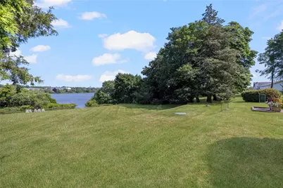 44 Bliss Mine Road #10, Middletown, RI 02842 - Photo 39
