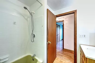 104 Stanton Avenue, East Providence, RI 02915 - Photo 23
