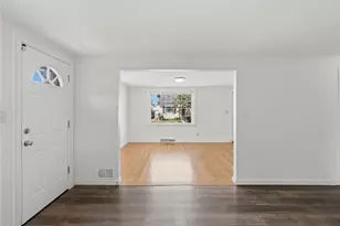 98 Dewey Ave, Pawtucket, RI 02861 - Photo 5
