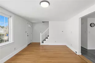 98 Dewey Ave, Pawtucket, RI 02861 - Photo 3