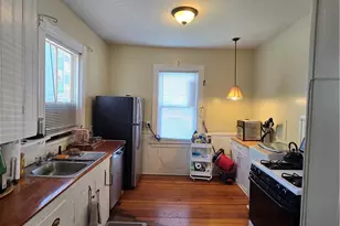73 Beacon Ave, Providence, RI 02903 - Photo 15