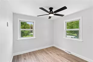 53 Buena Vista Ave, Warwick, RI 02889 - Photo 19