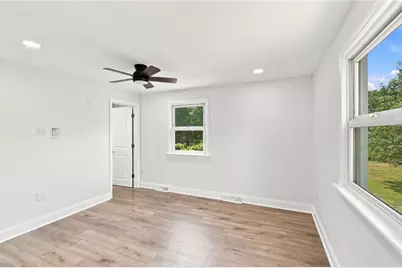 53 Buena Vista Avenue, Warwick, RI 02889 - Photo 11