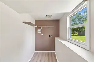 53 Buena Vista Ave, Warwick, RI 02889 - Photo 23