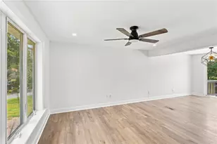53 Buena Vista Ave, Warwick, RI 02889 - Photo 9
