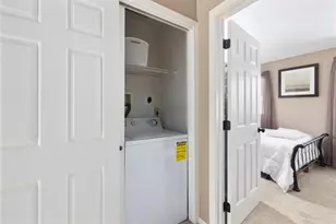 200 Cannon St, Cranston, RI 02920 - Photo 21
