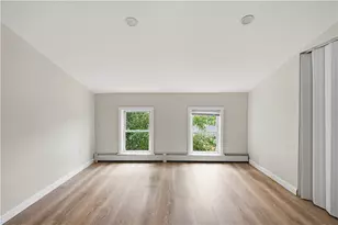 13 Suffolk St, Providence, RI 02908 - Photo 37