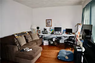 17 Tyndall Ave, Providence, RI 02908 - Photo 7