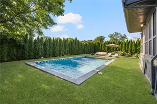 11 Loxley Dr, Johnston, RI 02919 - Photo 3
