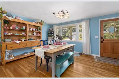209 Dahlia Drive, North Kingstown, RI 02852 - Photo 7