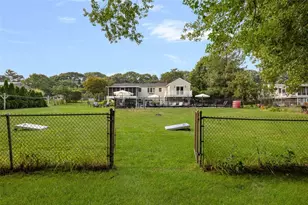 209 Dahlia Dr, North Kingstown, RI 02852 - Photo 41