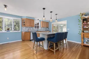 209 Dahlia Dr, North Kingstown, RI 02852 - Photo 9