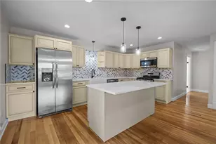 60 Highland Ave, Cumberland, RI 02864 - Photo 5