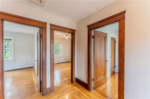 27 Willis St, Cranston, RI 02910 - Photo 9