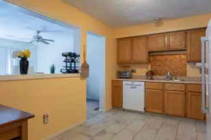703 Brookhaven Ln, Woonsocket, RI 02895 - Photo 5