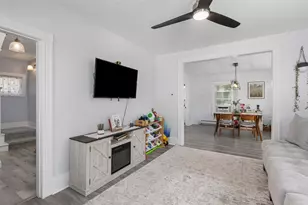11 Minerva Ave, Cumberland, RI 02864 - Photo 11