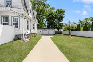 11 Minerva Ave, Cumberland, RI 02864 - Photo 23