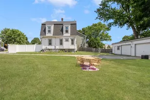 11 Minerva Ave, Cumberland, RI 02864 - Photo 25