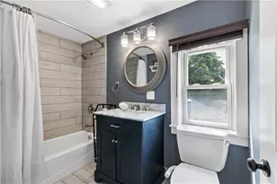 8 Lincoln Ave, Bristol, RI 02809 - Photo 27