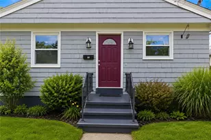 65 Marion Ave S, Cranston, RI 02905 - Photo 3