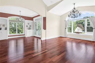 75 Wood St, Bristol, RI 02809 - Photo 9