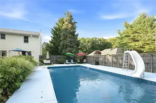 151 Rome Dr, Cranston, RI 02921 - Photo 5