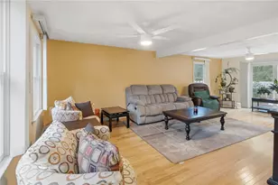 151 Rome Dr, Cranston, RI 02921 - Photo 15