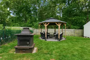 151 Rome Dr, Cranston, RI 02921 - Photo 47