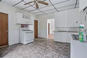 913 Social St, Woonsocket, RI 02895 - Photo 3