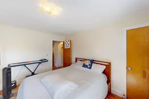 23 Iona St, Providence, RI 02908 - Photo 9