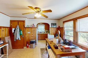 23 Iona St, Providence, RI 02908 - Photo 5
