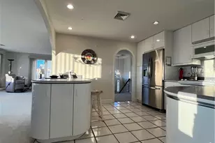 17 Chartier Cir, Newport, RI 02840 - Photo 9