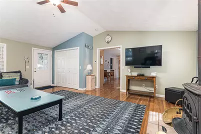 6 Christopher Street, South Kingstown, RI 02879 - Photo 7