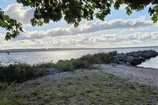 46 Steamboat St, Jamestown, RI 02835 - Photo 23