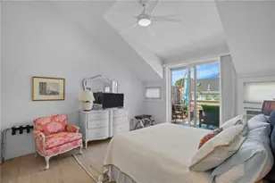 26 Narragansett Ave, Newport, RI 02840 - Photo 21