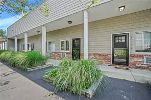 26 Narragansett Ave, Newport, RI 02840 - Photo 27
