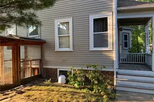 217 4th St, Providence, RI 02906 - Photo 15