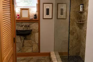 217 4th St, Providence, RI 02906 - Photo 29