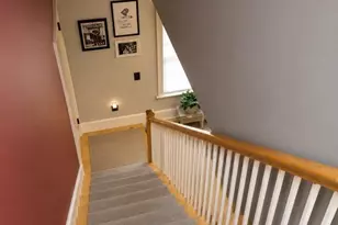 217 4th St, Providence, RI 02906 - Photo 9