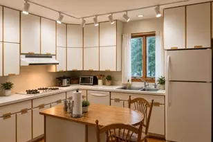 217 4th St, Providence, RI 02906 - Photo 5