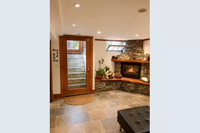 217 Fourth Street, Providence, RI 02906 - Photo 25
