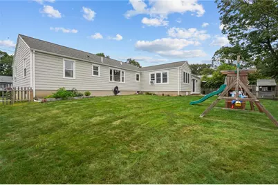 16 Red Cedar Drive, Cranston, RI 02920 - Photo 3