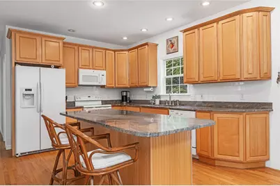 15 Kendall Court, Narragansett, RI 02882 - Photo 13