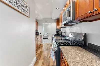 86 Mowry Avenue, East Providence, RI 02914 - Photo 17